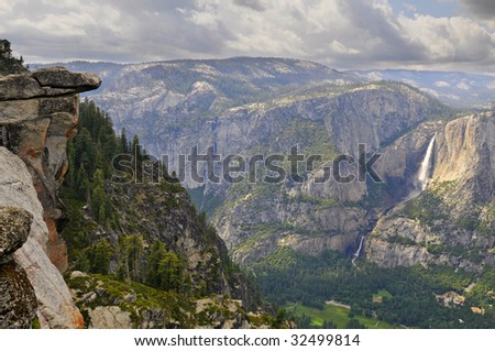 Yosemite National Park view from the Glacier Point