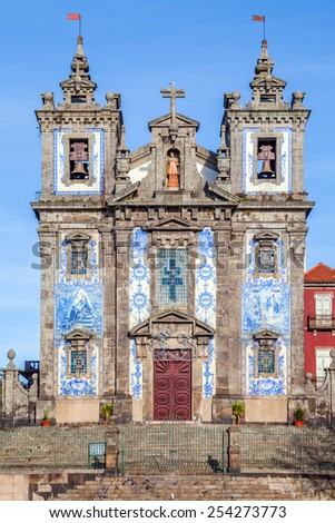 Santo Ildefonso Church in the city of Porto, Portugal. 18th century Baroque architecture, covered with the typical Portuguese blue tiles called Azulejos. Unesco World Heritage Site