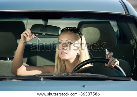 Make-up in the car