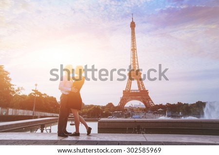 honeymoon in Paris, romantic vacations for loving couple in France
