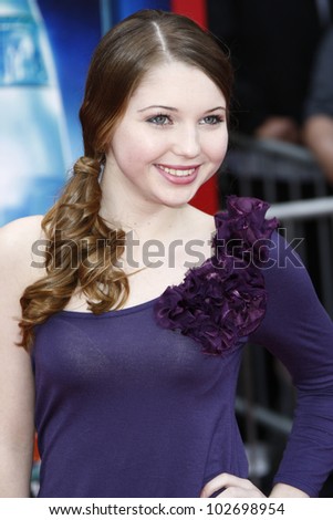 LOS ANGELES - MARCH 6: Sammi Hanratty at the World Premiere of 'Mars Needs Moms' held at the El Capitan Theater in Los Angeles, California on March 6, 2011