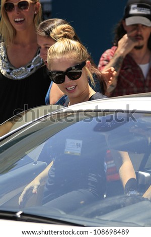 WEST HOLLYWOOD - JUL 16: Miley Cyrus leaving a Pilates studio on July 16, 2012 in West Hollywood, California