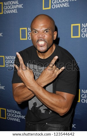 PASADENA - JAN 3: Darryl McDaniels, DMC of the show 'The 80s' at the National Geographic Channels TCA party on January 3, 2013 at the Langham Hotel in Pasadena, California