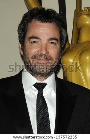 LOS ANGELES - APR 10: Jon Tenney at the Academy of Television Arts & Sciences celebration of the 31st Annual College Television Awards in Los Angeles, California on April 10, 2010.