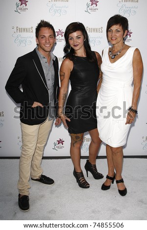 LOS ANGELES - SEP 27: Donald Stamper, Maggie Wright, Kathy Wright arriving at the Hampton Chic Launch party for Frownies Beautiful Eyes in Los Angeles, California on September 27, 2010.