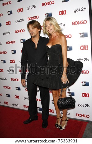 Los Angeles - Apr 14: Sean Stewart, Fiance Chantel Kendall At The Ok ...