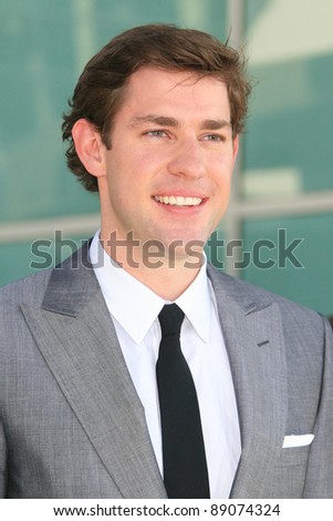 LOS ANGELES - JUNE 25: John Krasinski at the premiere of 'License To Wed' at the Cinerama Dome in Hollywood on June 25, 2007 in Los Angeles, California