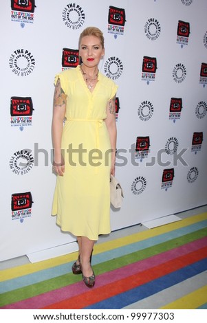 LOS ANGELES - APR 12:  Cherish Lee arrives at Warner Brothers \