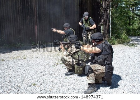 special police unit in training