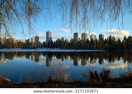  Lost Lagoon Winter Afternoon Vancouver. Stanley Park's Lost Lagoon reflections. Vancouver, British Columbia, Canada.

                               Foto stock © 