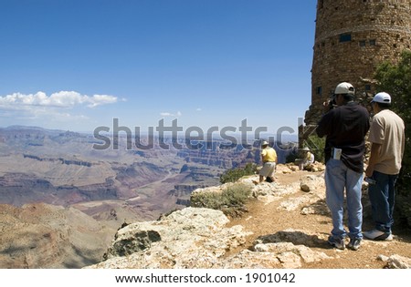 Tourists at the Desert View : Grand Canyon National Park