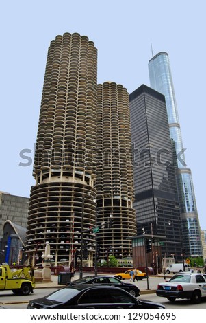 CHICAGO, IL - JUNE 25: Marina City Complex, and Modern Buildings on June 25 , 2011 in Chicago,USA. Apartments, offices, restaurants, banks, theater 18 stories of parking space at Downtown Chicago