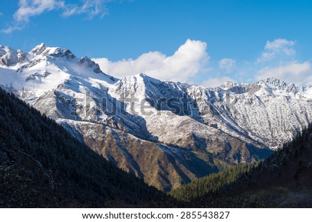Snow-covered mountains in Huanglong Scenic Areas