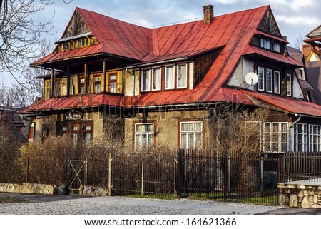 ZAKOPANE - NOVEMBER 22: Villa named Pani Zosia, at the street Zamoyski, built around 1900 in Zakopane in Poland on November 22, 2013