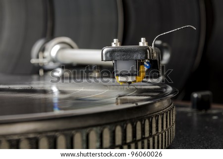 the cartridge is ready to start producing music from vinyl record