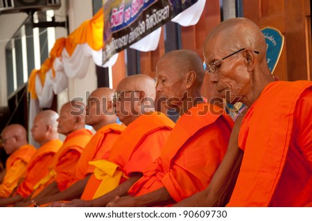 YALA, THAILAND - DECEMBER 10:Unidentified Yala monks meditation for ceremony in Huakuan Temple Pagoda celebration ceremony for king on Dec 10, 2011 at Yala Huakuan Temple, Thailand