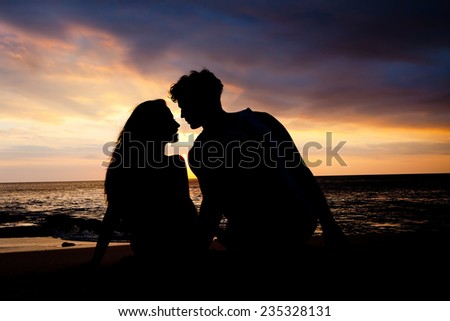 First date of a couple at background silhouette