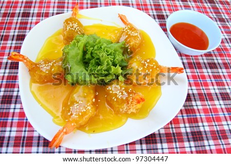 Fried prawn balls with sweet sauce
