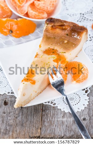 Homemade Cheese Cake with fresh fruits