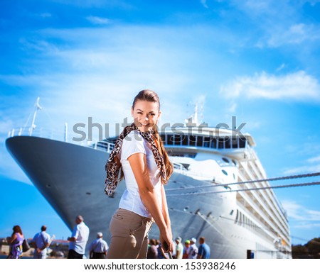 Young woman ready to travel on cruise ship