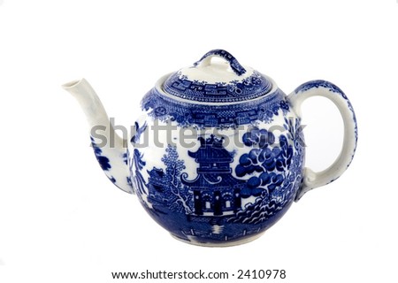 How to Know if it&apos;s Blue Willow: Overview of Blue and White China