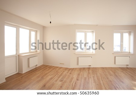 interior empty bright room with windows