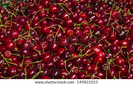 On the market, Cherry is good food