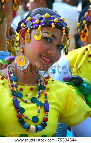 MANILA, PHILIPPINES - APRIL 16: Aliwan Festival, a yearly parade that features the cultural festivals that could be found in the country, this year\'s parade was held on April 16, 2011 Manila, Philippines.