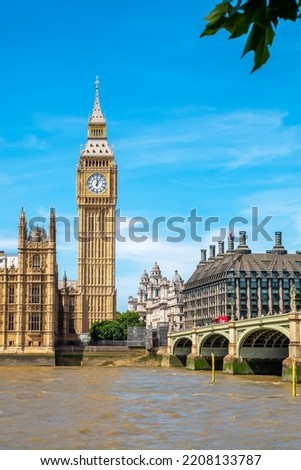 Similar – Foto Bild Big Ben: Turmspitze mit Uhr aus der Froschperspektive im goldenen Abendlicht