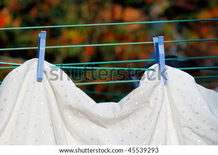 Drying bed linen in fresh air