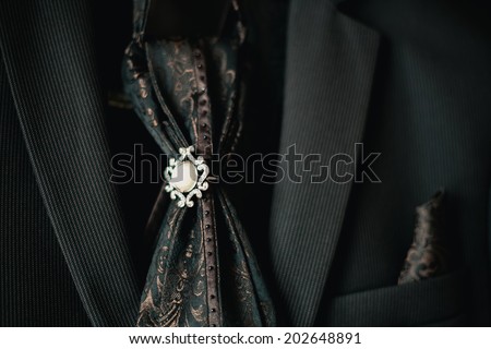 groom\'s jacket
