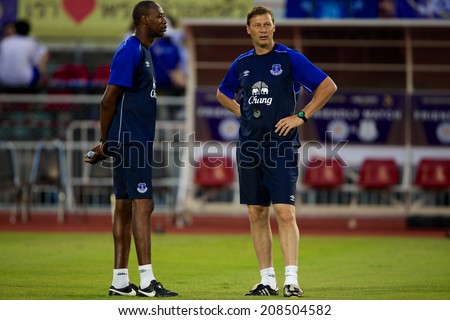 BANGKOK THAILAND JULY 27: Duncan Ferguson (R) coaching staff of Everton in action during the pre-season match between Leicester City and Everton at Supachalasai Stadium on July 27, 2014 in Thailand.