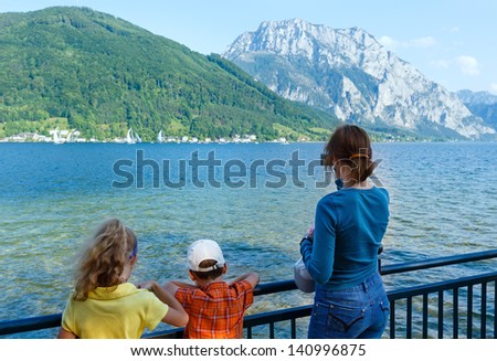 Traunsee summer lake and family (Gmunden, Austria).