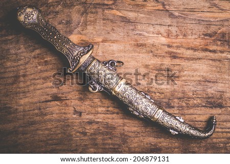 arabian traditional knife