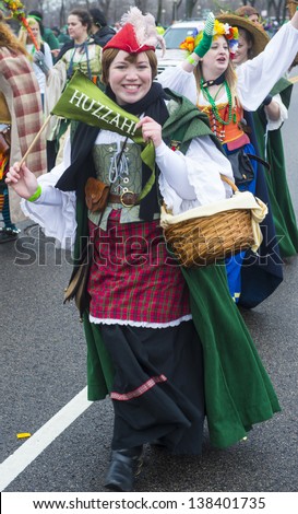 CHICAGO - MARCH 16 : People with a Renaissance costume Participating in the annual Saint Patrick\'s Day Parade in Chicago on March 16 2013