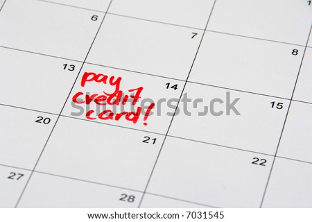 Note on the calendar reminding to pay off the credit card
