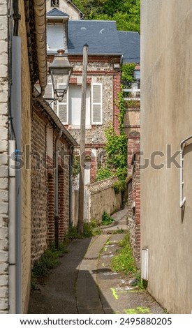 Similar – Foto Bild Eine kleine Gasse