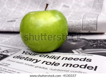 children need dietary role models - green apple