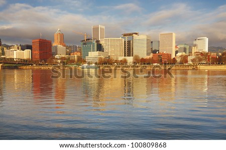 A Beautiful view of Portland downtown with nice reflection