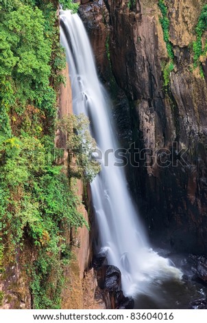 big waterfall in Thailand, haew-narok waterfall