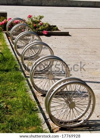 Bicycle parking made of aluminium metal wheels