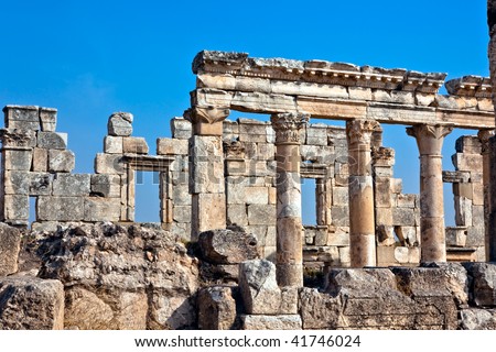 Pompey made Apamea (Apameia) or Afamia (Arabic) part of the Roman Empire in Syria. Cardo maximus street with column details. Roman and Byzantine period