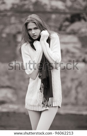 portrait of attractive caucasianwoman in autmn clothes.black and white