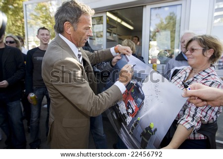 13-09-2008: Vienna, Austria: Joerg Haider, the Austrian politician, active in the election campaign a month before his fatal accident on 10-11-2008; 13 September 2008 Vienna, Austria