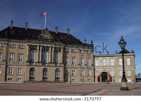 Amalienborg slot russian roulette game show theme song
