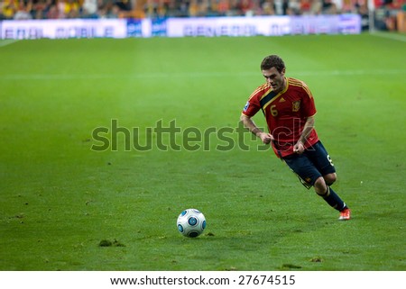 MADRID - MAR 28: Spain's Juan Manuel Mata crosses the ball during the second half of their 1-0 victory over Turkey in their World Cup Qualifier March 28, 2009 in Madrid, Spain.