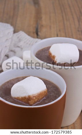 Two cups of hot chocolate/hot chocolate/drink