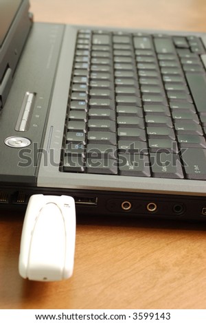 Laptop with connected data transfer