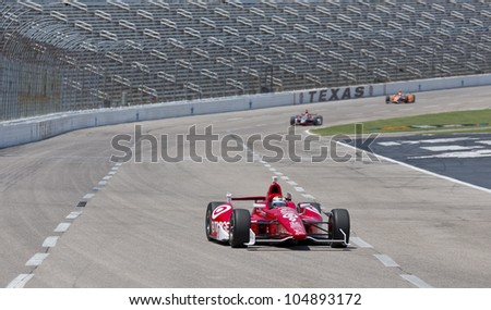 Ft WORTH, TX - JUN 08:  Scott Dixon (9) prepares to qualify for the Firestone 550 race at the Texas Motor Speedway in Fort Worth, TX on June 08, 2012.