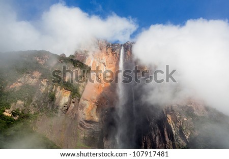 Angel Falls ( Salto Angel ) is worlds highest waterfalls (978 m) in the morning - Venezuela, Latin America